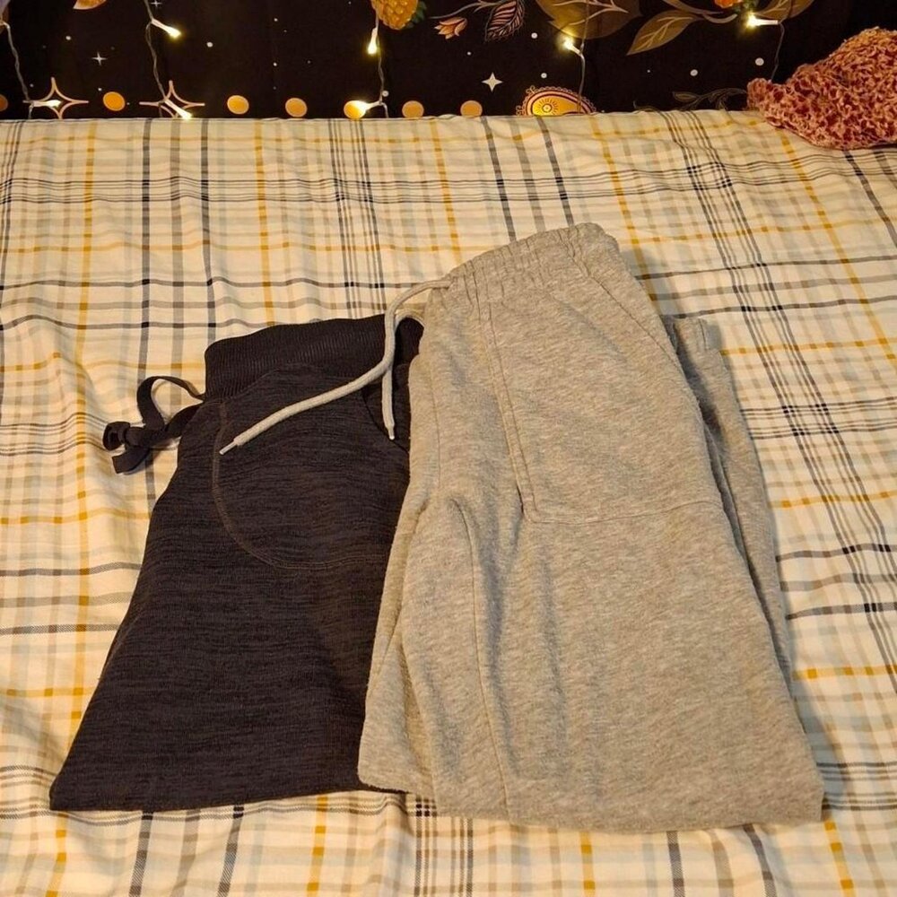 sweatpant bundle of 2